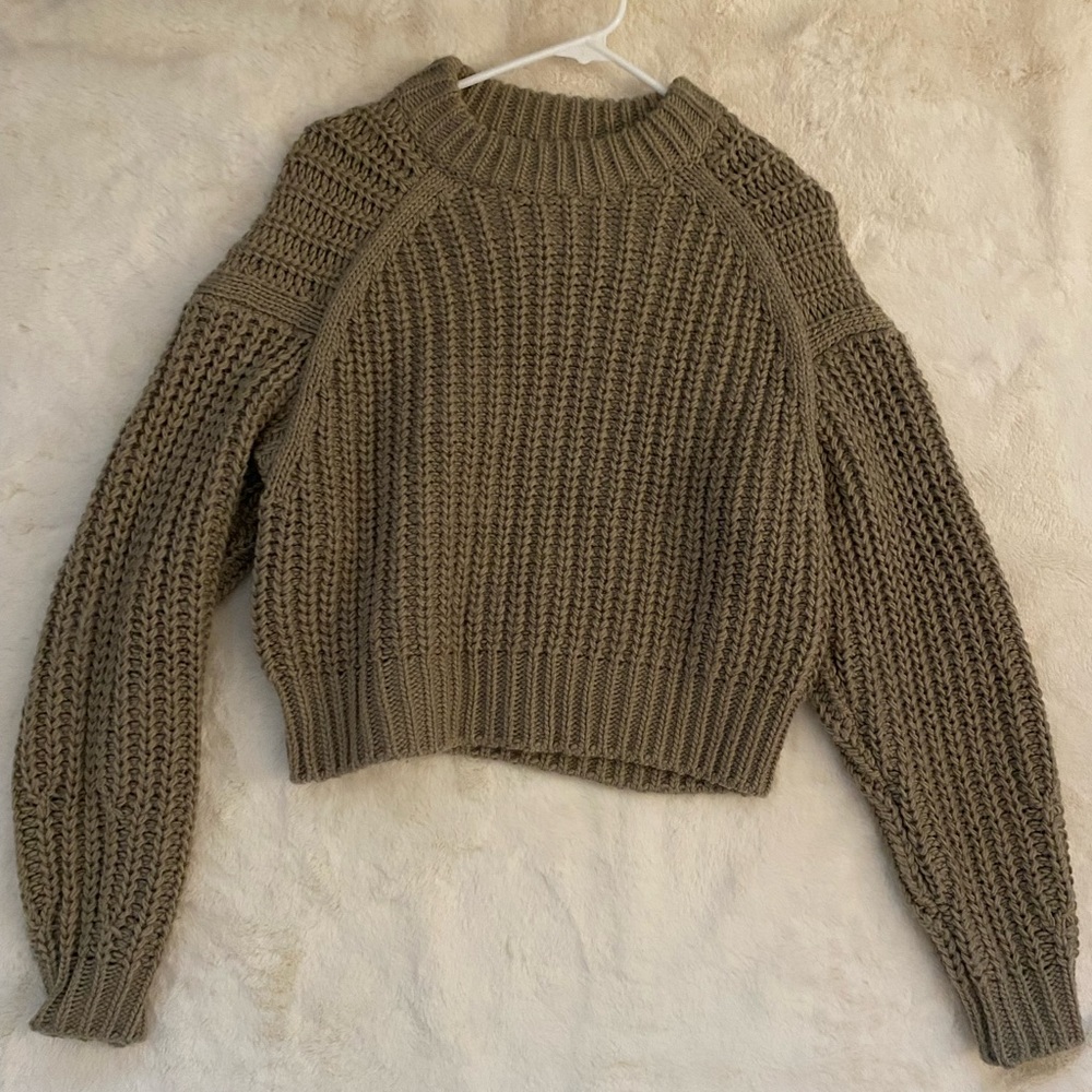 H&M cropped sweater